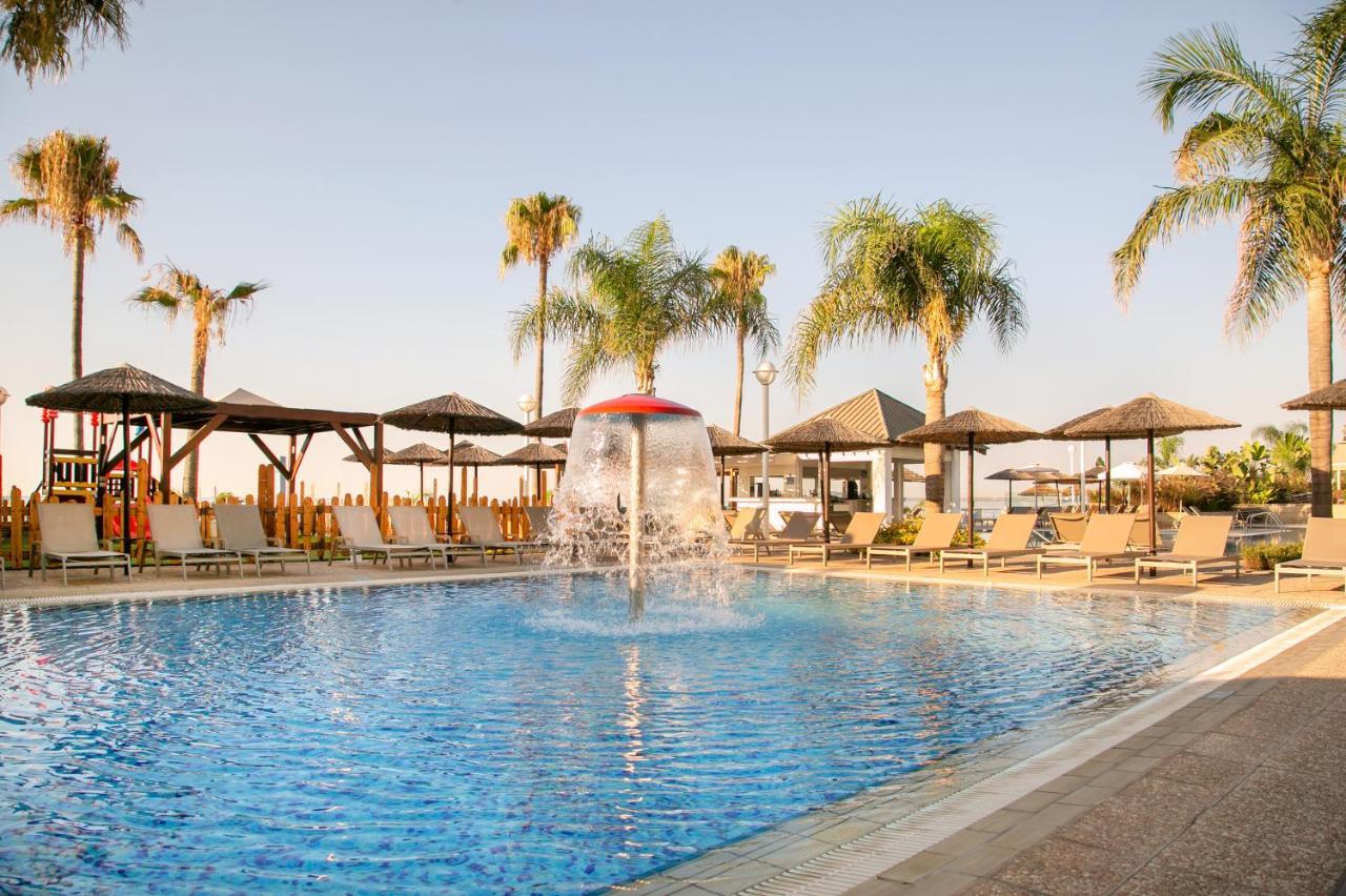 Atlantica Miramare Beach Limassol Bagian luar foto