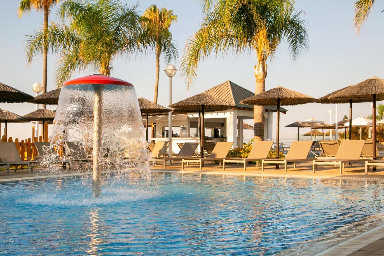 Atlantica Miramare Beach Limassol Bagian luar foto