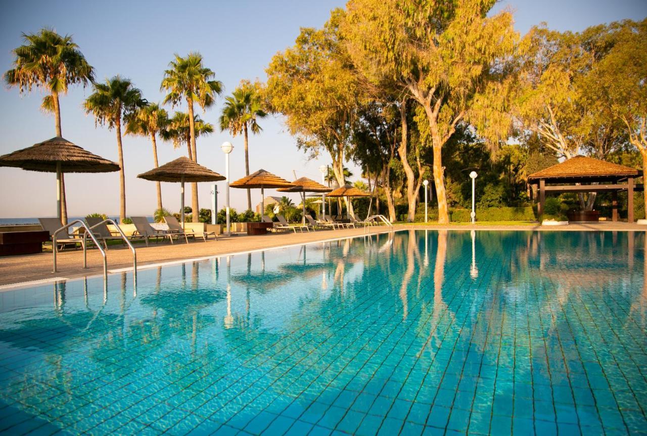 Atlantica Miramare Beach Limassol Bagian luar foto