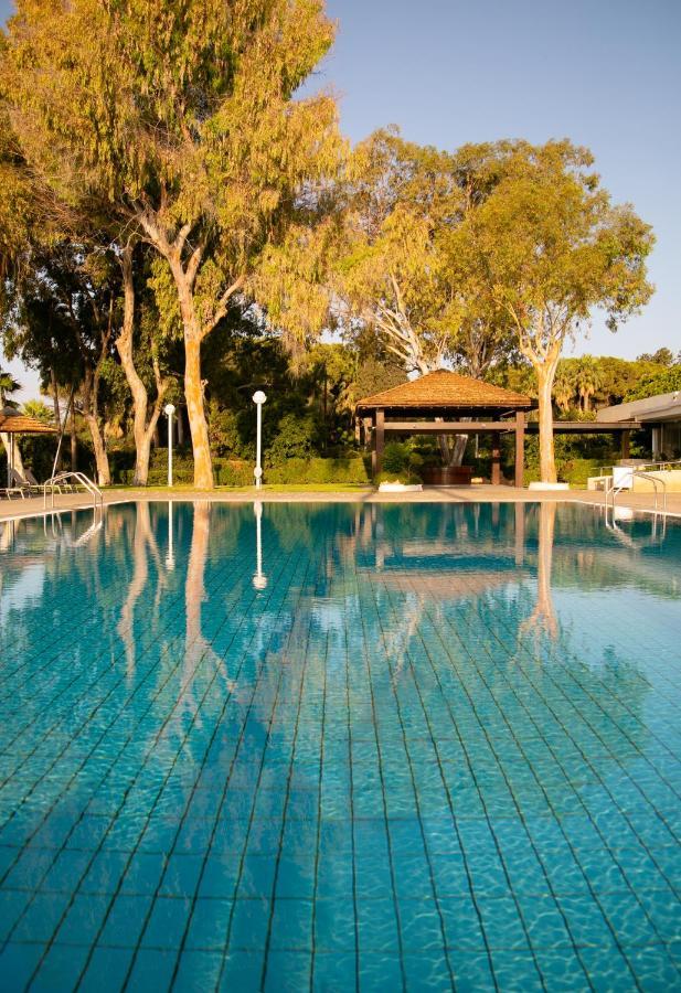 Atlantica Miramare Beach Limassol Bagian luar foto