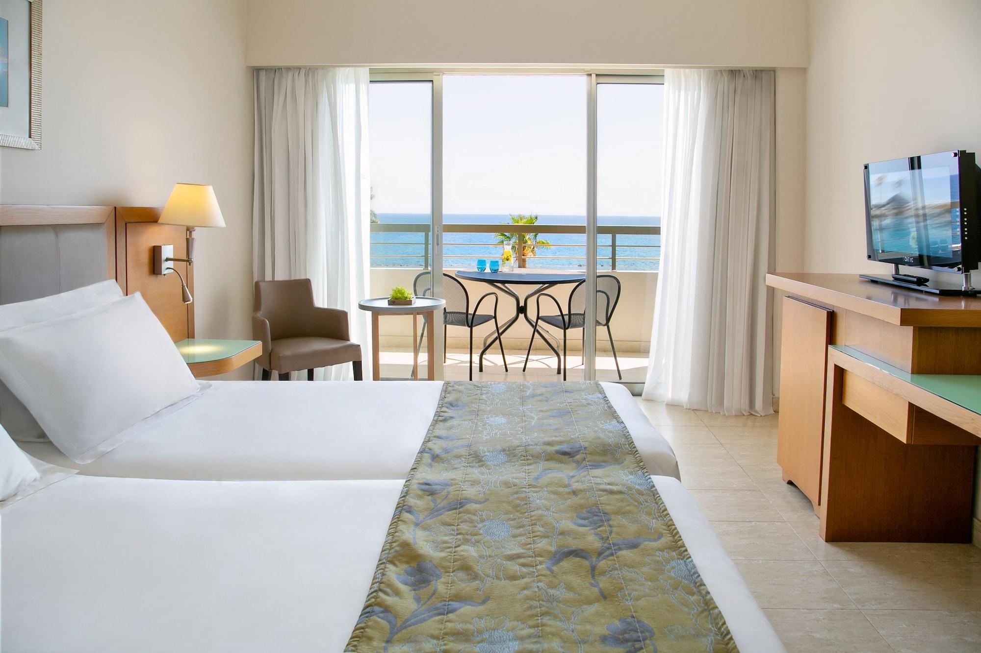 Atlantica Miramare Beach Limassol Bagian luar foto